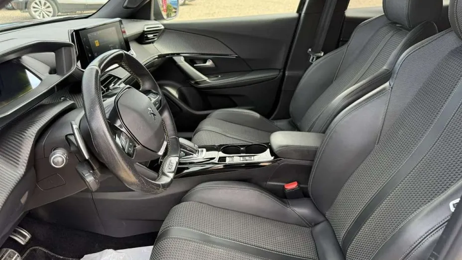 PEUGEOT 2008 -