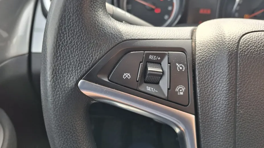 OPEL Mokka -
