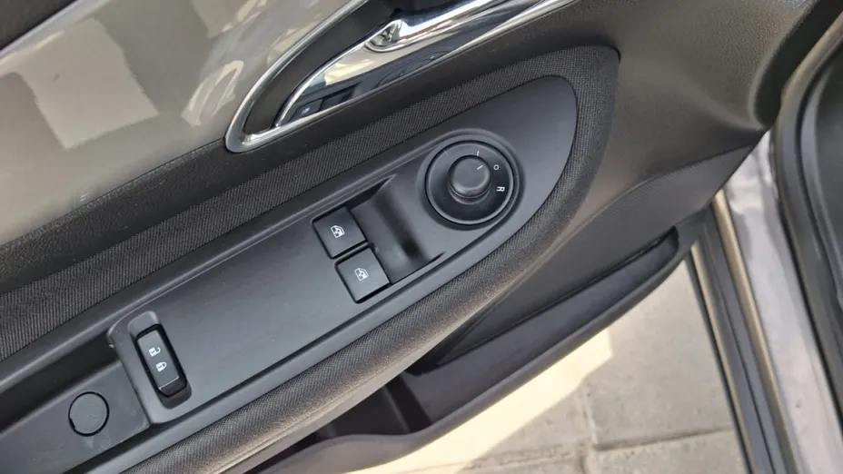 OPEL Mokka -