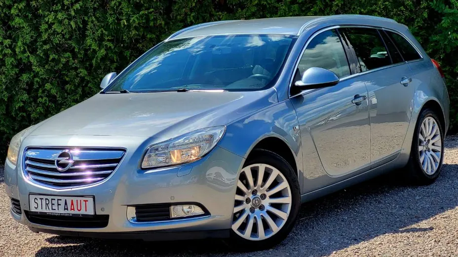 OPEL Insignia -