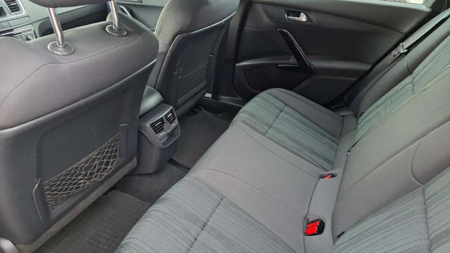 PEUGEOT 508 -