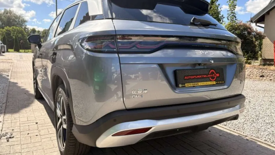 BYD Song -