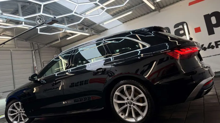 AUDI A4 Avant -