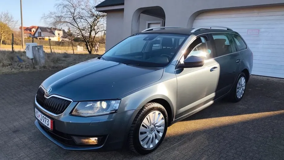 SKODA Octavia -