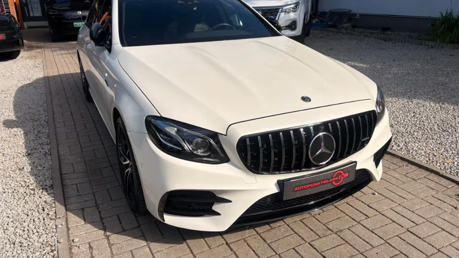 MERCEDES-BENZ E Klasa -