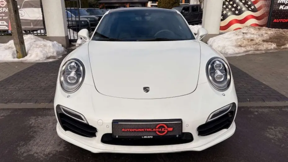 PORSCHE 911 -