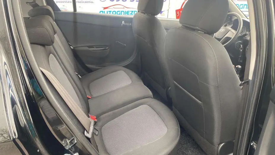 HYUNDAI i20 -