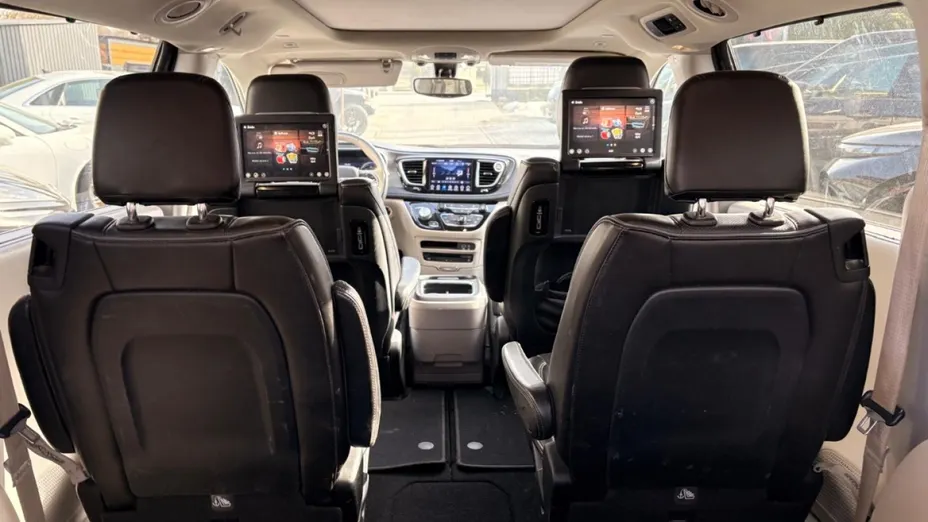 CHRYSLER Pacifica -