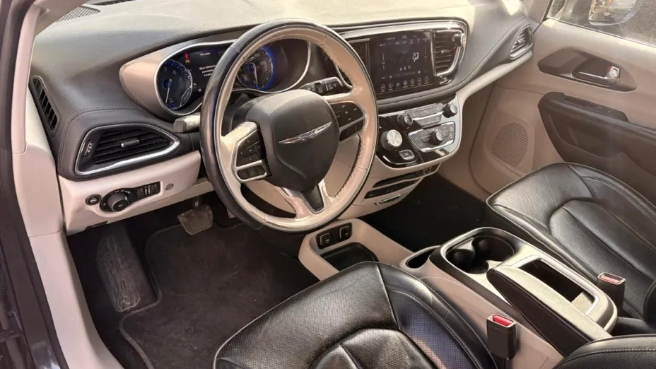 CHRYSLER Pacifica -