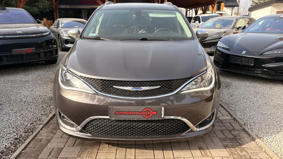 CHRYSLER Pacifica -
