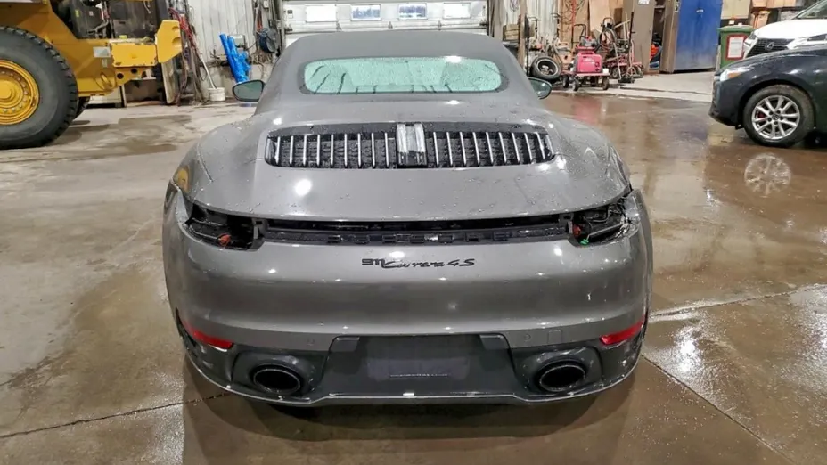 PORSCHE 911 -