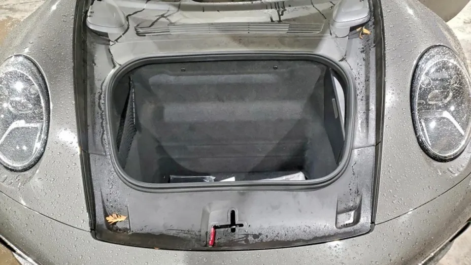 PORSCHE 911 -