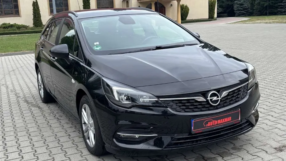 OPEL Astra -