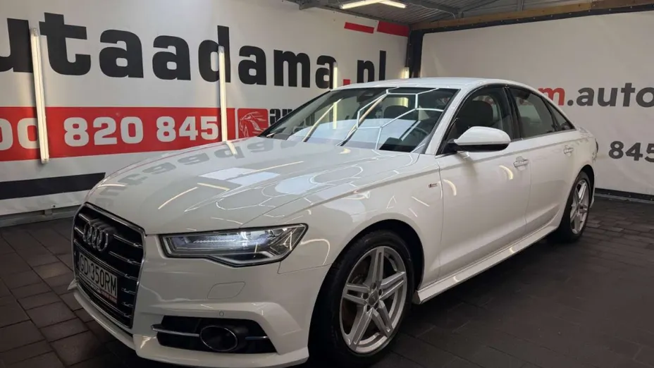 AUDI A6 -