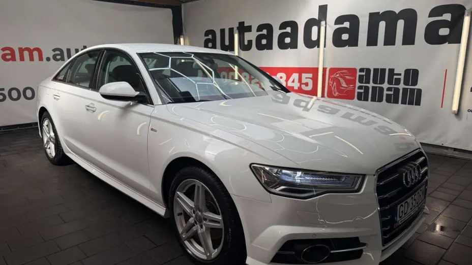 AUDI A6 -
