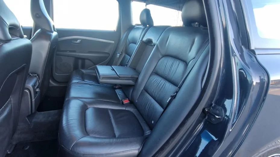VOLVO V70 -
