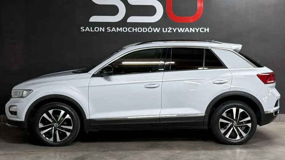 VOLKSWAGEN T-ROC -