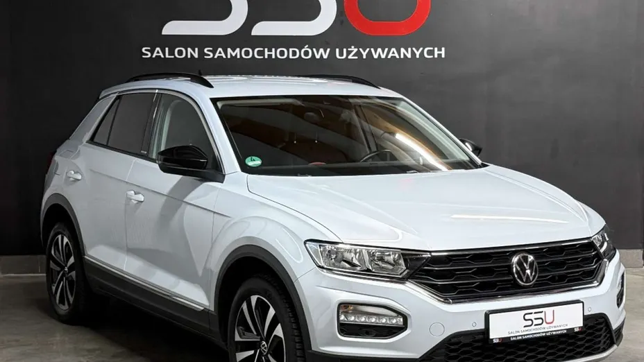 VOLKSWAGEN T-ROC -