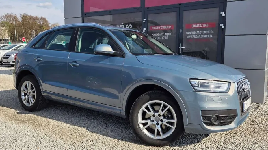 AUDI Q3 -