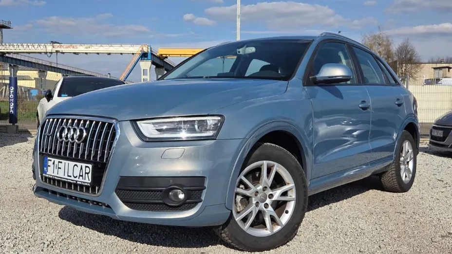 AUDI Q3 -