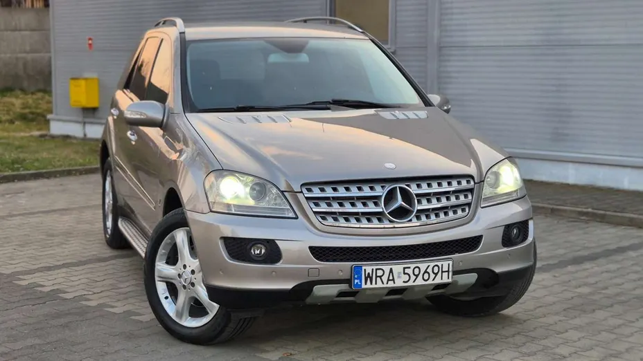 MERCEDES-BENZ ML -