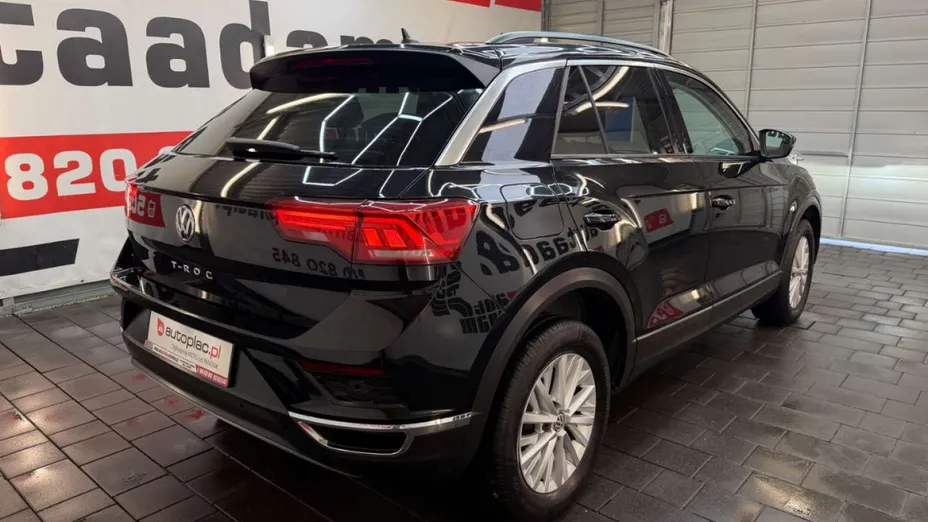VOLKSWAGEN T-ROC -