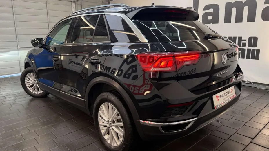 VOLKSWAGEN T-ROC -