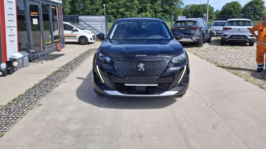 PEUGEOT 2008 -