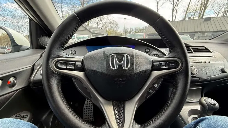 HONDA Civic -