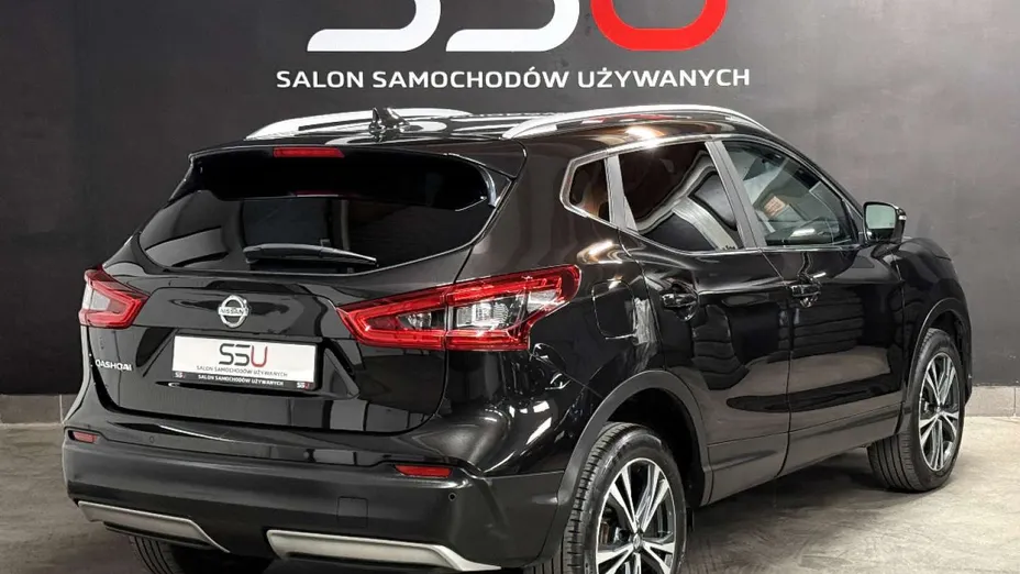 NISSAN Qashqai -