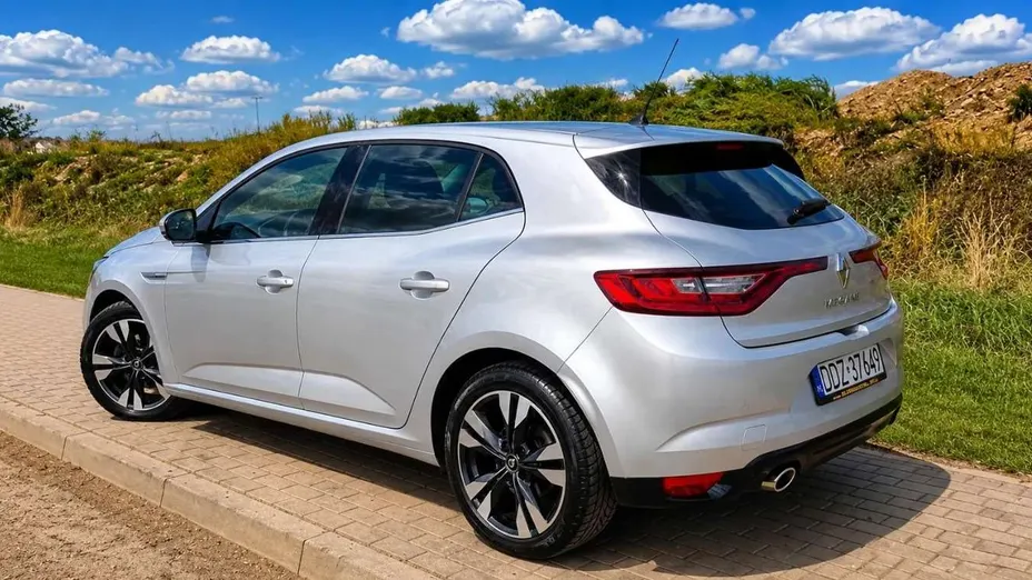 RENAULT Megane -