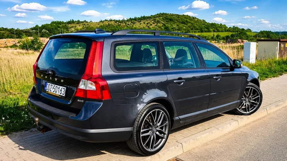 VOLVO V70 -