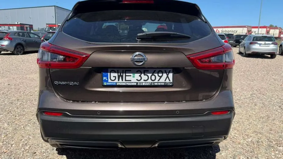 NISSAN Qashqai -