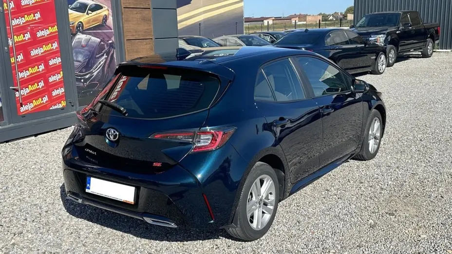 TOYOTA Corolla -