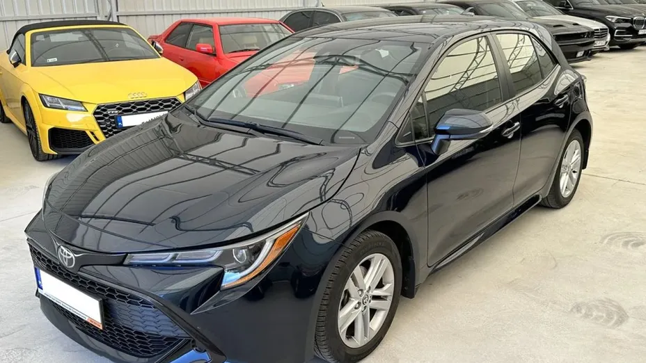 TOYOTA Corolla -