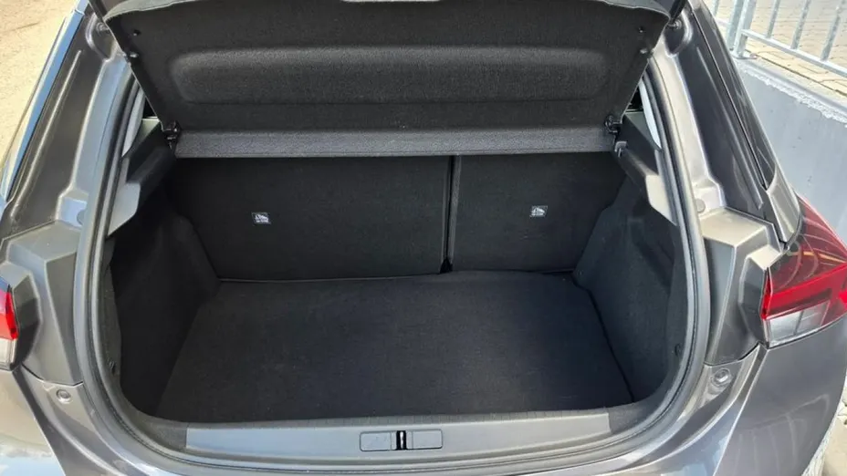 OPEL Corsa -