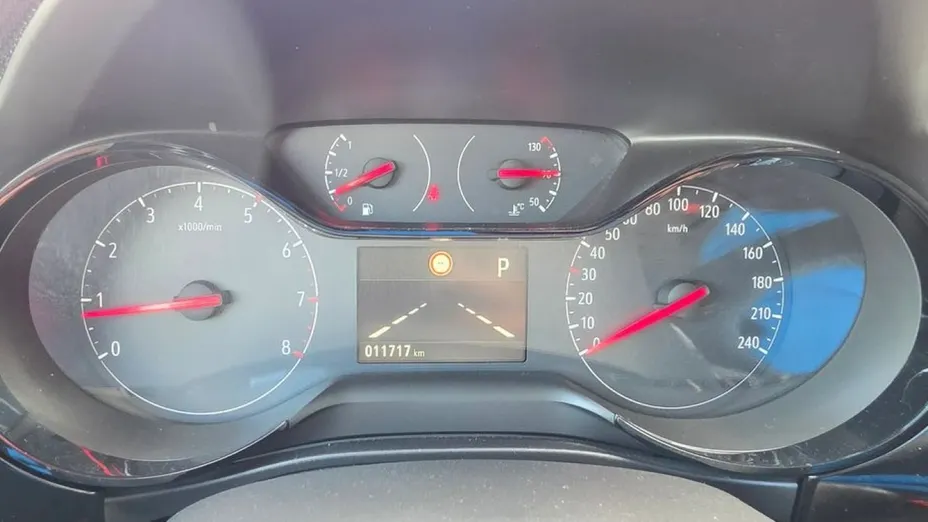 OPEL Corsa -