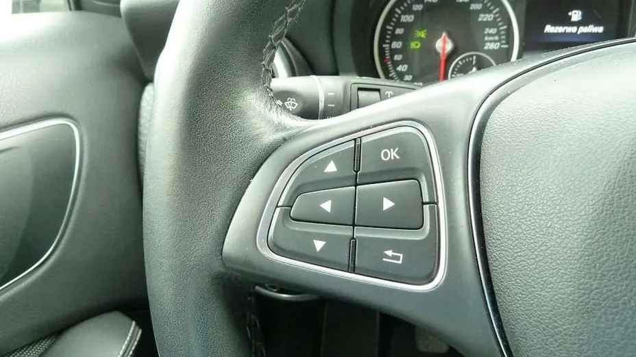 MERCEDES-BENZ A Klasa -