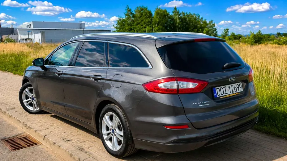 FORD Mondeo -