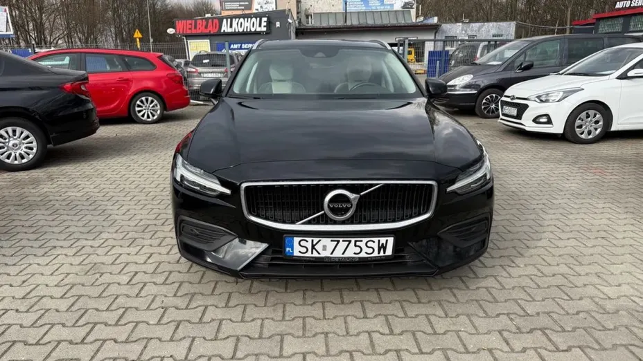 VOLVO V60 -