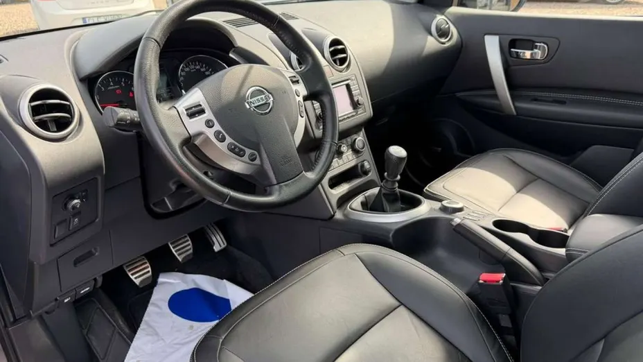 NISSAN Qashqai+2 -