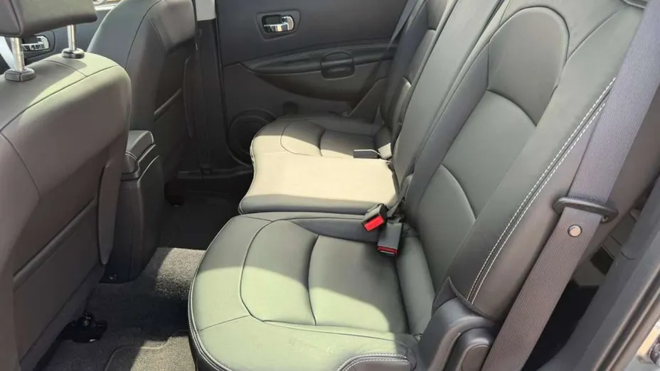 NISSAN Qashqai+2 -