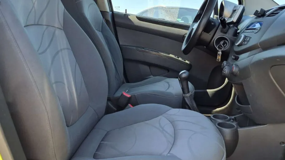 CHEVROLET Spark -