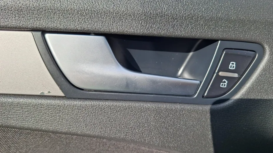 AUDI A4 -