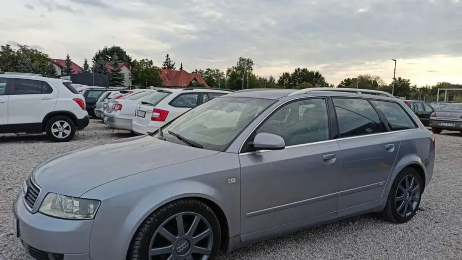 AUDI A4 Avant -