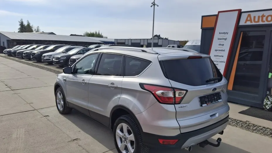 FORD Kuga -
