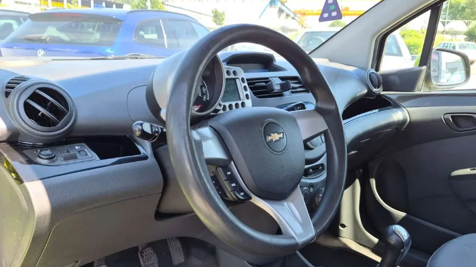 CHEVROLET Spark -