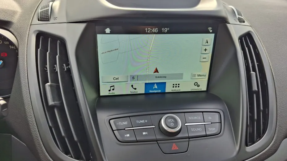 FORD Kuga -