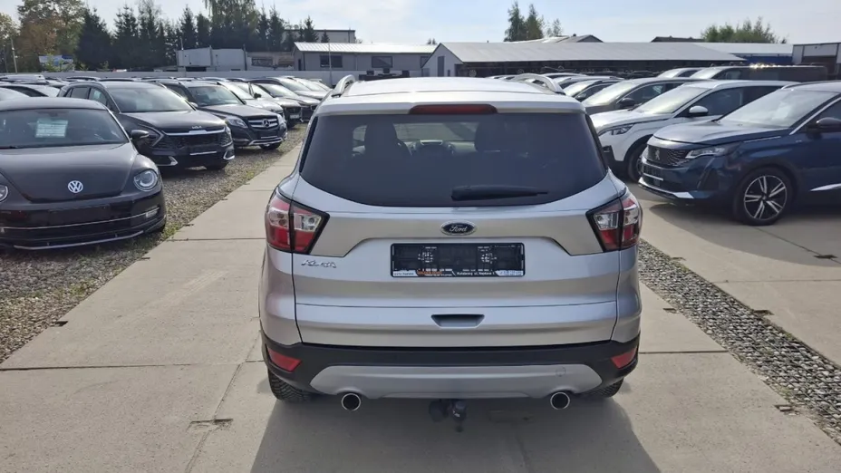 FORD Kuga -