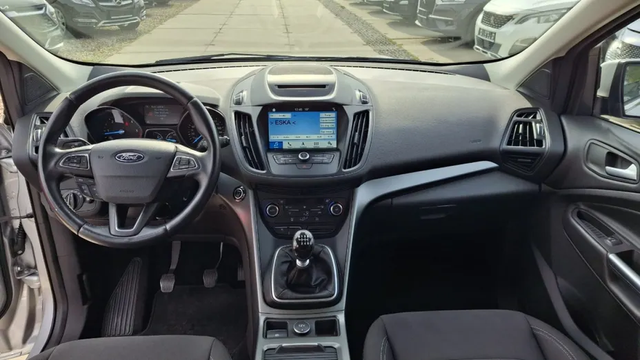 FORD Kuga -